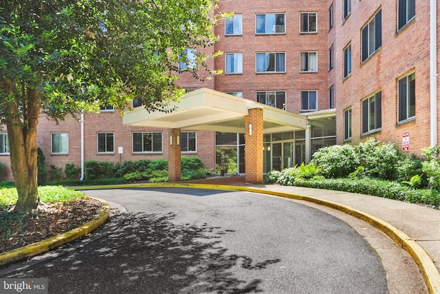 3000 Spout Run Pkwy Unit B606, Arlington, VA 22201 - view of building exterior