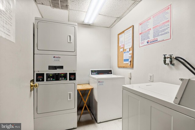 3000 Spout Run Pkwy Unit B606, Arlington, VA 22201 - shared laundry featuring estacked washer and dryer