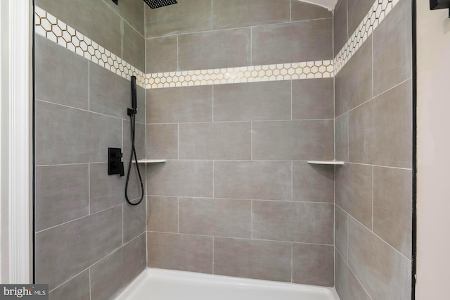 1208 Krueger Ave, Rosedale, MD 21237 - bathroom with a tile shower