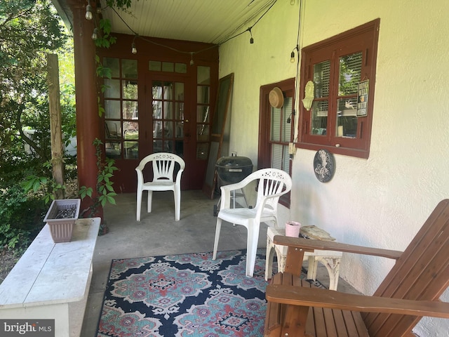 619 S Cameron St, Winchester, VA 22601 - view of patio / terrace