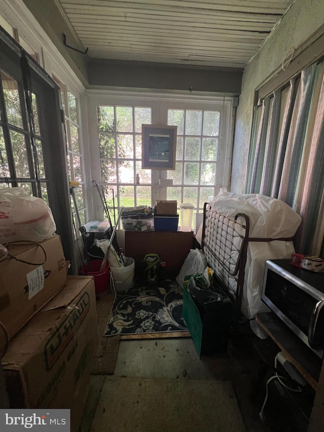 619 S Cameron St, Winchester, VA 22601 - view of sunroom / solarium