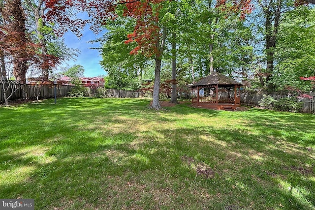 4124 Watkins Trl, Annandale, VA 22003 - view of yard with a gazebo