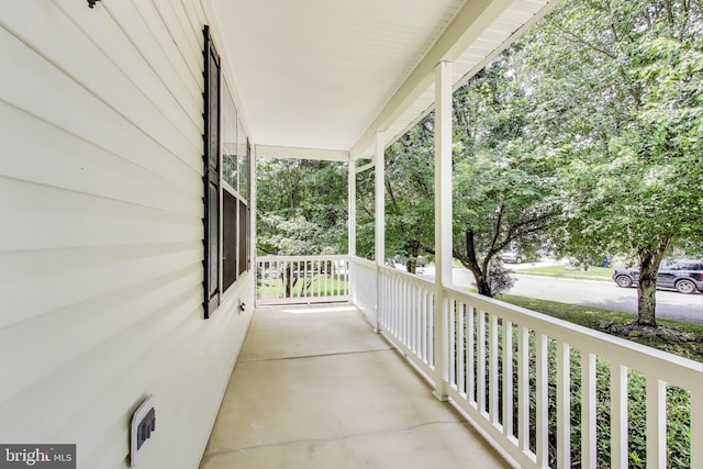 2307 Springdale Ln, Waldorf, MD 20603 - view of covered porch