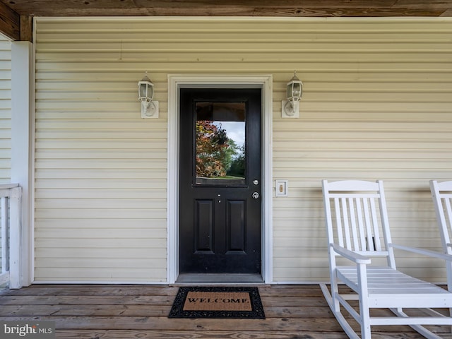 view of property entrance