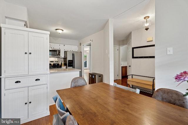 2000 Eton Ct Unit 2000, West Chester, PA 19382 - dining area with wood finished floors