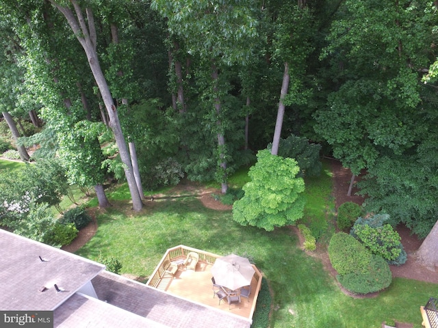 7750 Carrleigh Pkwy, Springfield, VA 22152 - view of yard featuring a wooden deck