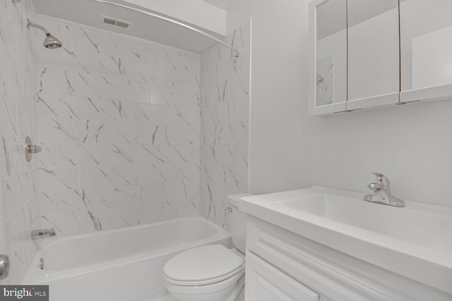 3320 Woodburn Village Dr Unit 32, Annandale, VA 22003 - full bath featuring toilet, shower / tub combination, and vanity