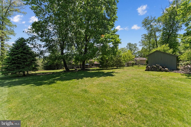 4 Fox Ridge Rd, Glenmoore, PA 19343 - view of green lawn