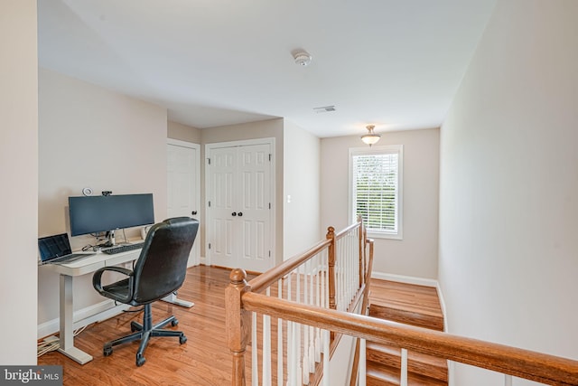 38452 Millstone, Purcellville, VA 20132 - office space with light wood-style flooring and baseboards