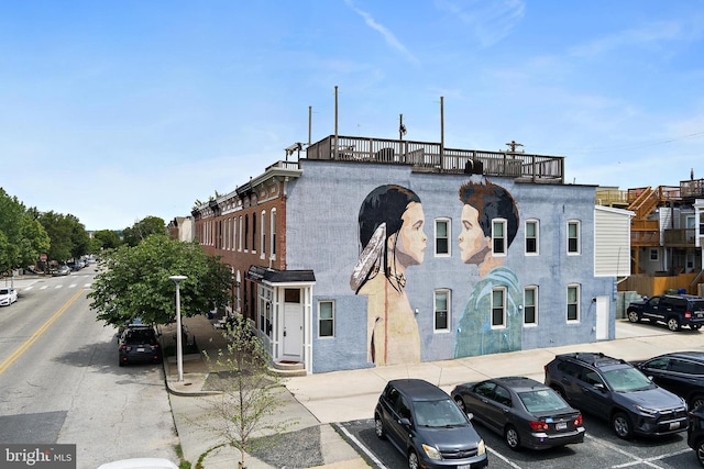 419 S E Ave, Baltimore, MD 21224 - view of building exterior featuring uncovered parking