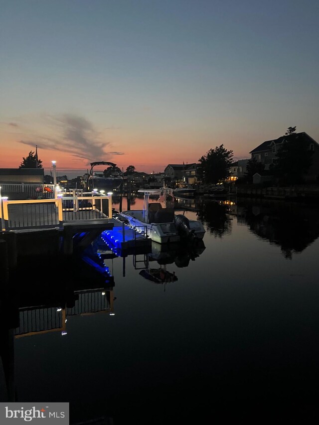 2 W Mohawk Dr, Tuckerton, NJ 08087