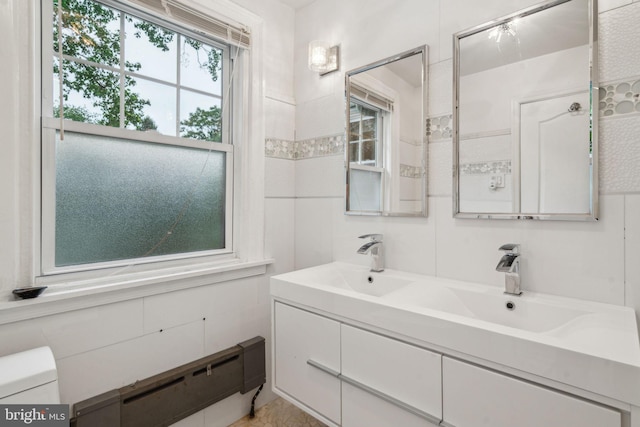 2424 Golf Rd, Philadelphia, PA 19131 - bathroom featuring double vanity and toilet