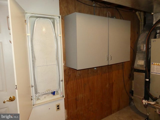 5 Bamborough Ct, Baltimore, MD 21236 - view of utility room