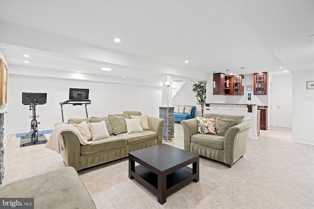 2112 Wittington Blvd, Alexandria, VA 22308 - living room featuring recessed lighting and baseboards