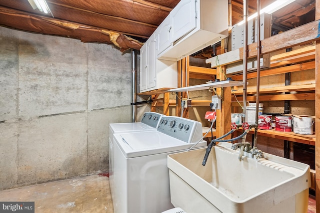 5938 New England Woods Dr, Burke, VA 22015 - laundry room with washer and dryer
