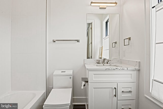 1564 Forest Villa Ln, Mclean, VA 22101 - bathroom with toilet and vanity
