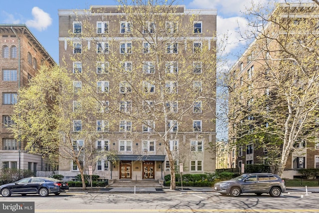 1901 Columbia Rd NW Unit 805, Washington, DC 20009 - view of apartment building / complex