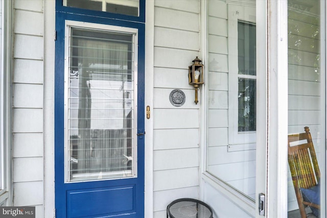 view of property entrance