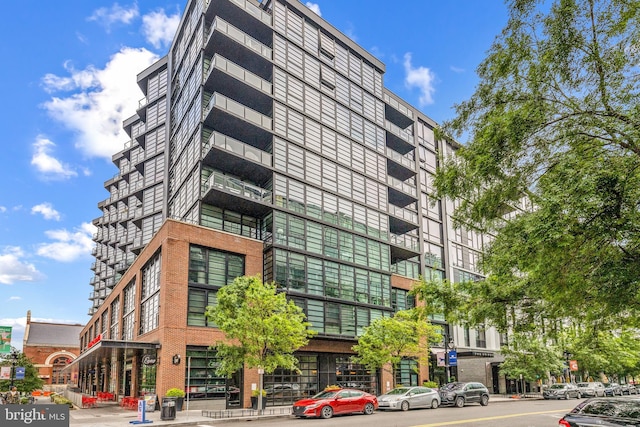 1300 4th St SE Unit 404, Washington, DC 20003 - view of building exterior