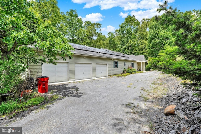13450 Millstone Cir, Hancock, MD 21750 - detached garage with roof mounted solar panels