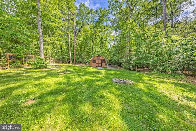 8323 Morningside Dr, Manassas, VA 20112 - view of yard with a view of trees