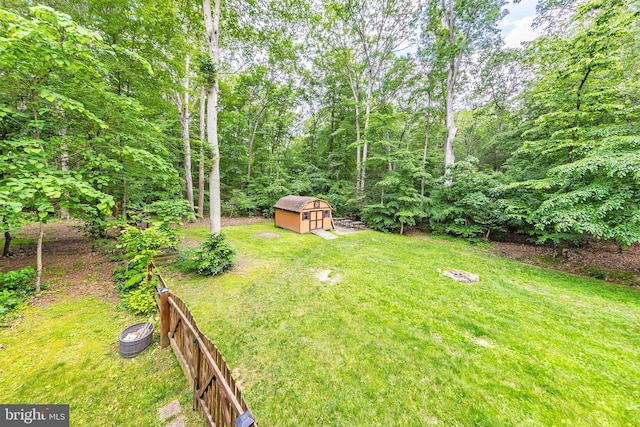 8323 Morningside Dr, Manassas, VA 20112 - view of grassy yard