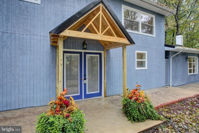 7 Cross Trl, Fairfield, PA 17320 - property entrance with french doors