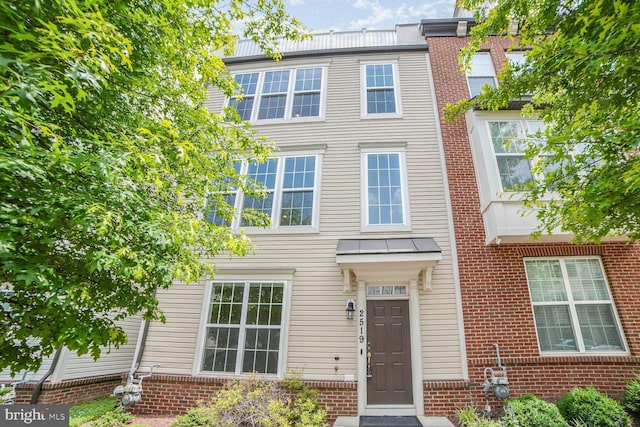 2519 Auden Dr, Silver Spring, MD 20906 - townhome / multi-family property with brick siding