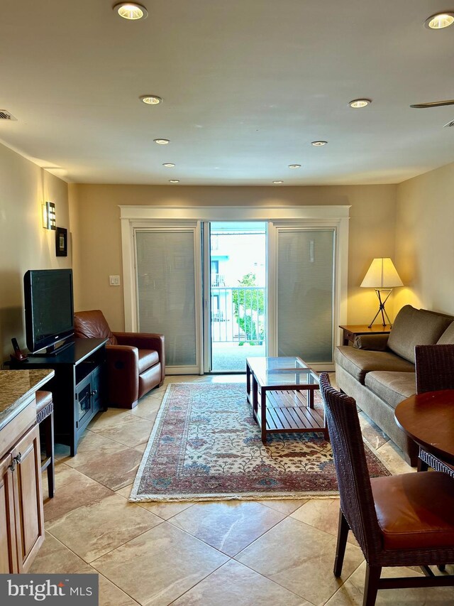 living area featuring recessed lighting