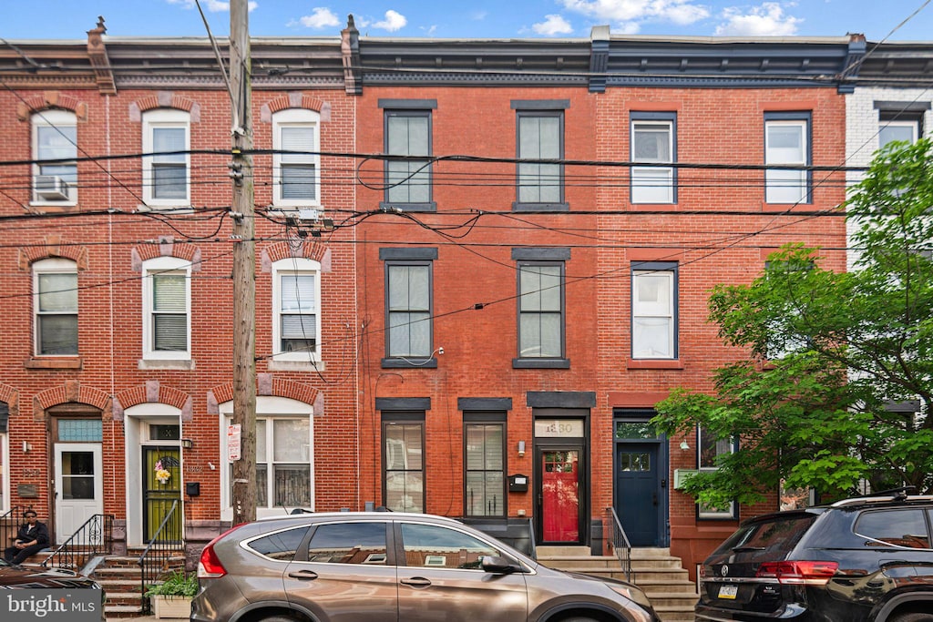 1330 S 16th St, Philadelphia, PA 19146 - view of front facade featuring brick siding