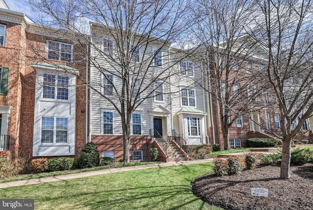 1510 Northern Neck Dr Unit 102, Vienna, VA 22182 - multi unit property with a front lawn and brick siding
