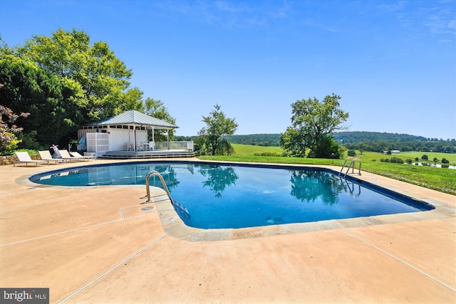 6437 Blantyre, Warrenton, VA 20187 - swimming pool with a gazebo and a patio
