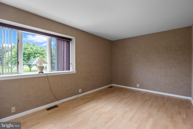11 Candace Ct, Richboro, PA 18954 - spare room featuring light wood-type flooring and baseboards