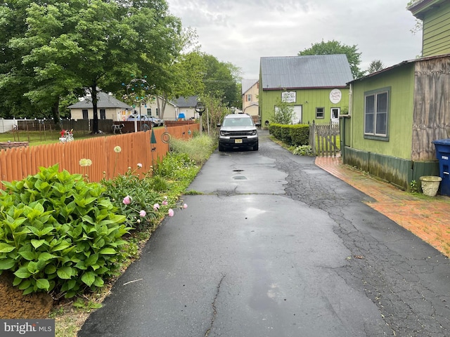 120 Hanover St, Pemberton, NJ 08068 - view of asphalt road