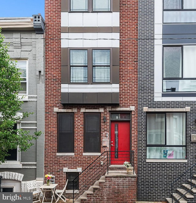 1248 N Hollywood St, Philadelphia, PA 19121 - view of front facade with brick siding