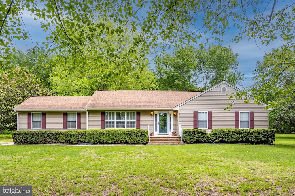 8840 Whaleyville Rd, Whaleyville, MD 21872 - single story home with a front yard