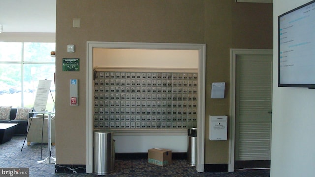 6641 Wakefield Dr Unit 801, Alexandria, VA 22307 - view of property's community with mail area