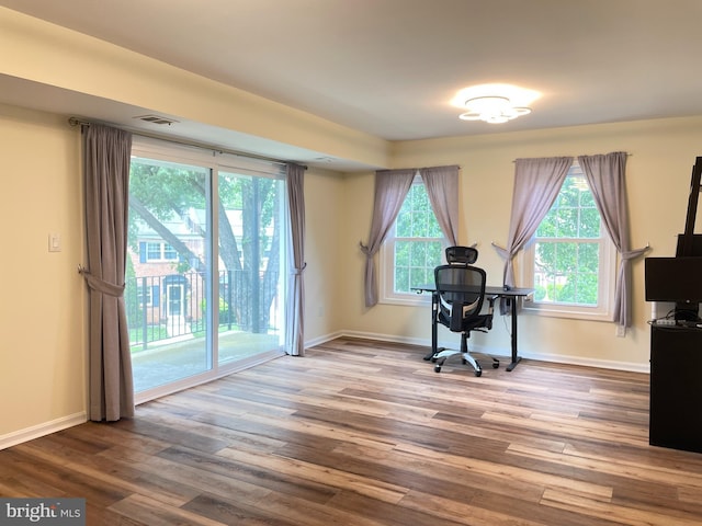 7972 Lakecrest Dr, Greenbelt, MD 20770 - unfurnished office with wood finished floors and baseboards