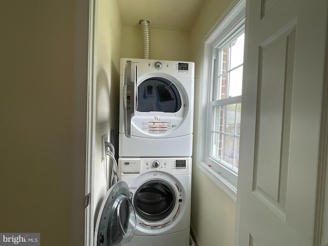 7972 Lakecrest Dr, Greenbelt, MD 20770 - laundry area with stacked washer / dryer