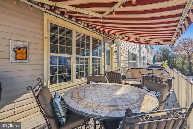 801 Skippers Ln, Annapolis, MD 21401 - view of patio featuring outdoor dining area