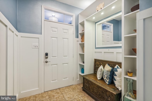 801 Skippers Ln, Annapolis, MD 21401 - mudroom featuring light tile patterned floors