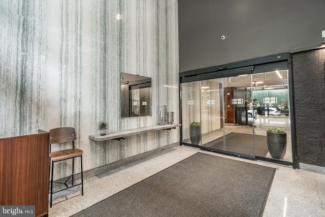 604 S Washington Sq Unit 2917, Philadelphia, PA 19106 - building lobby featuring a high ceiling