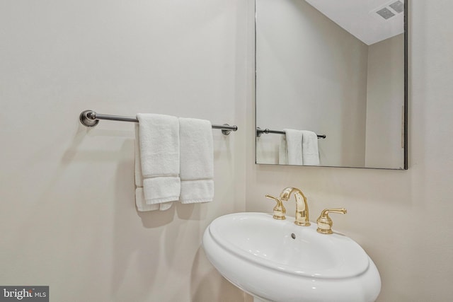 1153 Randolph Rd, Mclean, VA 22101 - bathroom with a sink