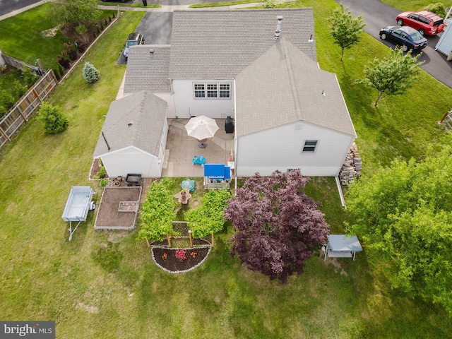 aerial view of property and surrounding area