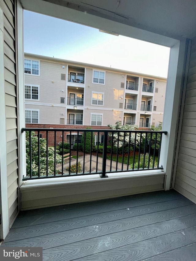 4862 Eisenhower Ave Unit 269, Alexandria, VA 22304 - view of balcony