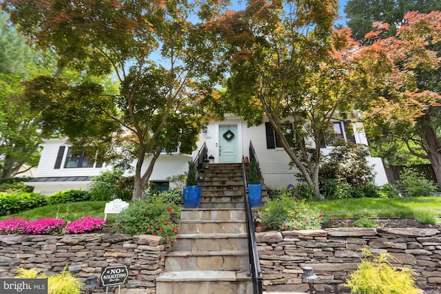2901 N Rochester St, Arlington, VA 22213 - obstructed view of property featuring brick siding and stairs