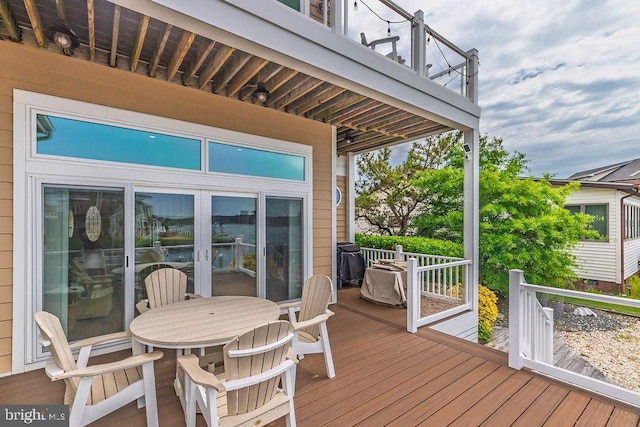 18 Ebb Tide Ct, Ocean Pines, MD 21811 - wooden deck with outdoor dining area