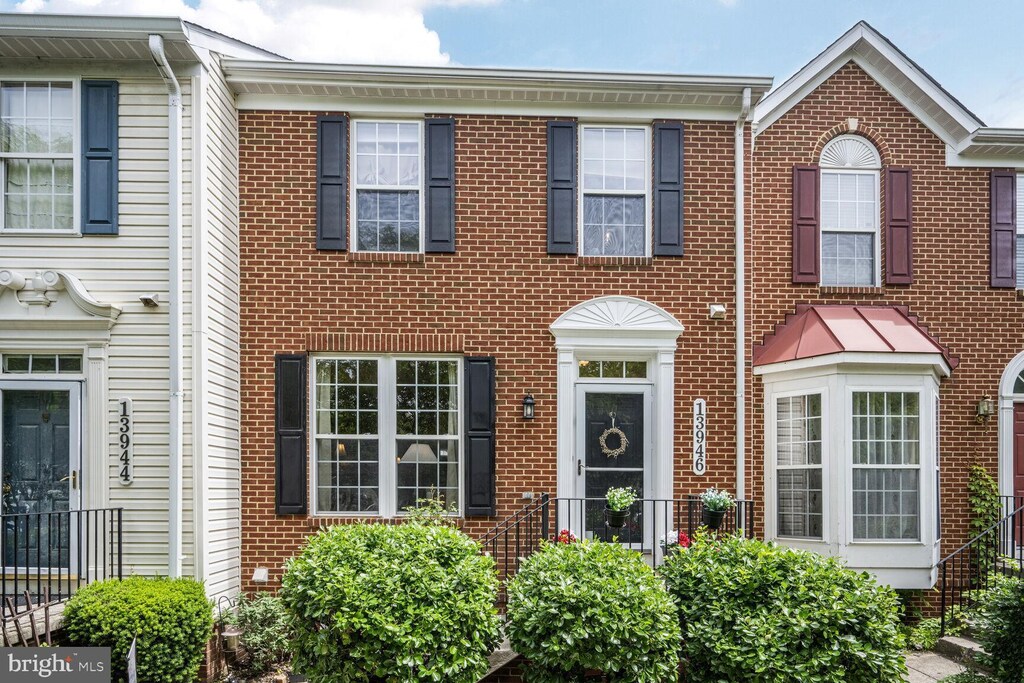 13946 Lullaby Rd, Germantown, MD 20874 - townhome / multi-family property featuring brick siding