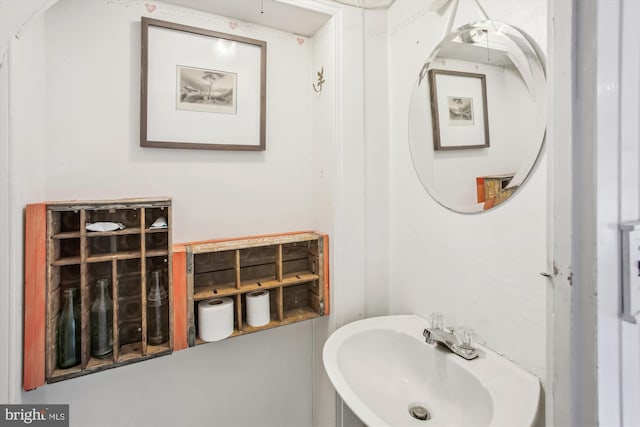 501 Park Row Pl, Harpers Ferry, WV 25425 - bathroom featuring a sink