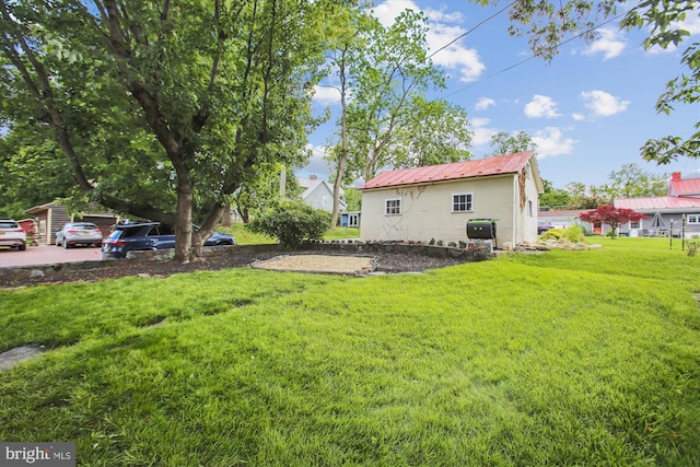 501 Park Row Pl, Harpers Ferry, WV 25425 - view of green lawn
